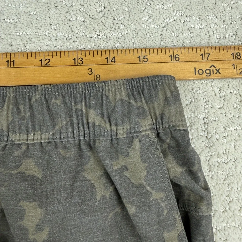 Vuori Cape Short Men Large Olive Green Camo V369 6